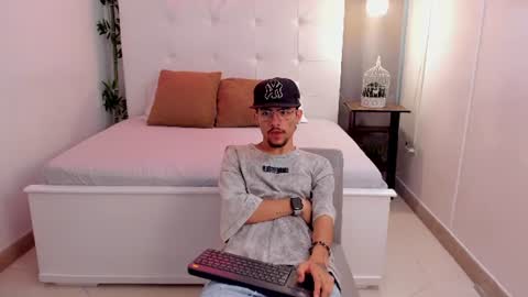Jake  online show from June 2026 07:35:02 PM