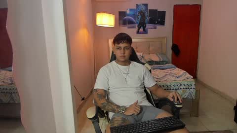 Snapshot of jake_pons chatting on January 2025 02:17:01 AM Jake Pons online show from January 2025 02:17:01 AM