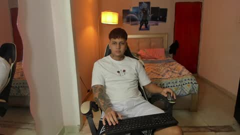 Snapshot of jake_pons chatting on January 2025 02:30:01 AM Jake Pons online show from January 2025 02:30:01 AM