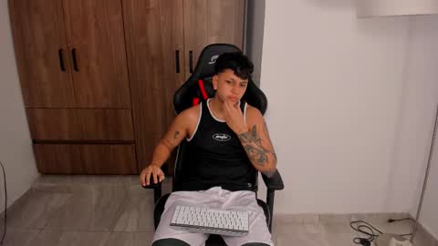 Snapshot of jake_pons chatting on September 2025 09:23:02 AM Jake Pons online show from September 2025 09:23:02 AM