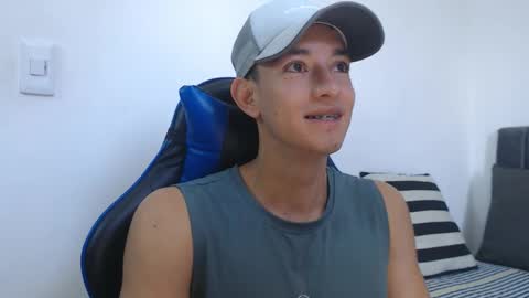 Hi guys im new 3 online show from February 2026 04:34:02 PM