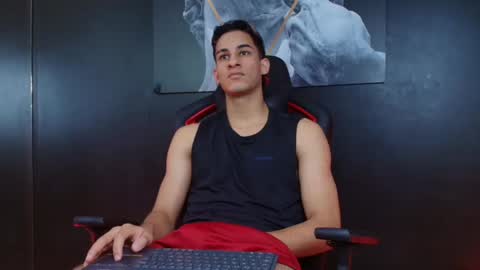 Snapshot of jakemoxley chatting on September 2025 04:08:01 PM JakeMoxley online show from September 2025 04:08:01 PM