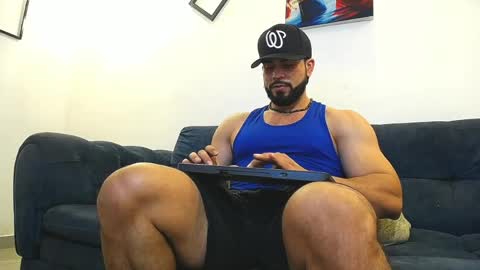 Snapshot of jakeskye chatting on May 2026 01:24:01 AM JakeSkye online show from May 2026 01:24:01 AM