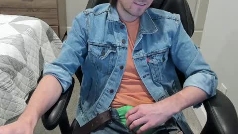 Snapshot of jakesnake442 chatting on February 2025 04:01:01 AM jakesnake442 online show from February 2025 04:01:01 AM