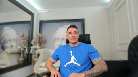 jakestone_1 online show from October 2025 01:28:01 AM