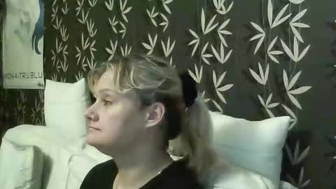 JAKKI LOUISE pornstar online show from November 2025 07:03:01 PM