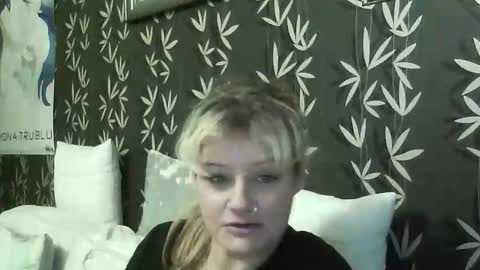JAKKI LOUISE pornstar online show from November 2025 06:51:02 PM