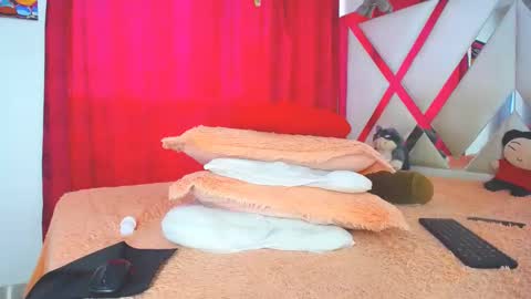 Snapshot of jakson_hot chatting on February 2025 10:42:01 PM pipe online show from February 2025 10:42:01 PM