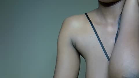 Snapshot of jalie_petite256 chatting on October 2025 06:34:01 AM immy the great online show from October 2025 06:34:01 AM