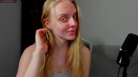 Sofia online show from May 2026 10:43:01 AM