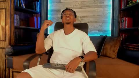 Snapshot of jamalmyst_ chatting on September 2025 03:30:01 AM online show from September 2025 03:30:01 AM