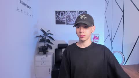 Snapshot of james_adamss_ chatting on November 2025 12:27:01 PM james_adamss_ online show from November 2025 12:27:01 PM