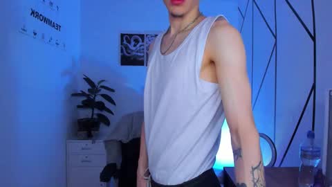 Snapshot of james_adamss_ chatting on November 2025 03:34:01 PM james_adamss_ online show from November 2025 03:34:01 PM