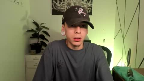 Snapshot of james_adamss_ chatting on November 2025 12:51:01 PM james_adamss_ online show from November 2025 12:51:01 PM