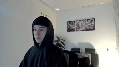 Snapshot of james_adamss_ chatting on December 2025 12:14:02 PM james_adamss_ online show from December 2025 12:14:02 PM