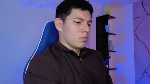 james_cr online show from May 2026 01:07:01 PM