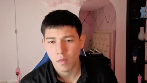 james_cr online show from May 2026 12:44:01 PM