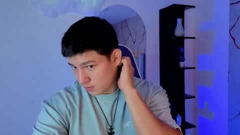 james_cr online show from May 2026 12:34:02 PM
