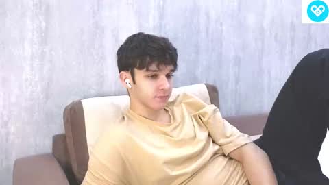 James online show from February 2025 12:10:01 AM