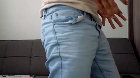 james_silva1 online show from April 2026 04:21:02 PM