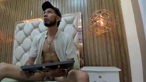 Snapshot of james_walsh chatting on February 2026 08:13:02 PM James Walsh online show from February 2026 08:13:02 PM