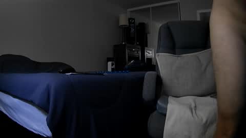 Snapshot of jamesbondage_0069 chatting on January 2025 06:19:02 PM James Bondage online show from January 2025 06:19:02 PM