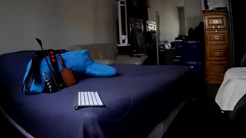 James Bondage online show from May 2026 04:36:02 PM