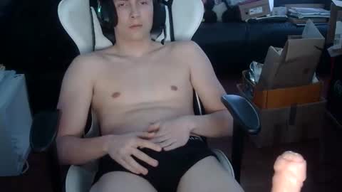 Snapshot of jamescoc111 chatting on April 2026 09:31:02 PM jamescoc111 online show from April 2026 09:31:02 PM