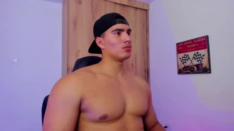 Snapshot of jamesgraay chatting on December 2024 06:01:01 AM James Gray online show from December 2024 06:01:01 AM