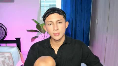 Snapshot of jamess_blanco chatting on September 2025 08:57:01 PM jamess_blanco online show from September 2025 08:57:01 PM