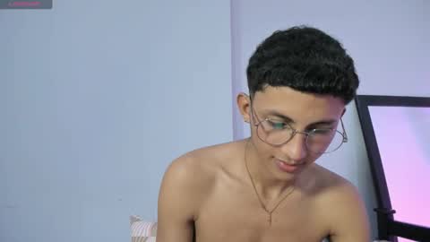 Snapshot of jamess_blanco chatting on October 2025 11:35:01 PM jamess_blanco online show from October 2025 11:35:01 PM