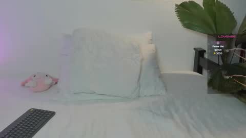 Snapshot of jamess_blanco chatting on February 2026 06:20:02 AM jamess_blanco online show from February 2026 06:20:02 AM