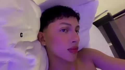 Snapshot of jamess_blanco chatting on March 2026 04:19:01 AM jamess_blanco online show from March 2026 04:19:01 AM