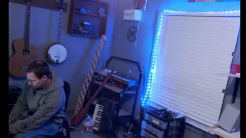 Snapshot of jameswebbscope chatting on May 2026 05:37:01 AM Jameswebbscope online show from May 2026 05:37:01 AM