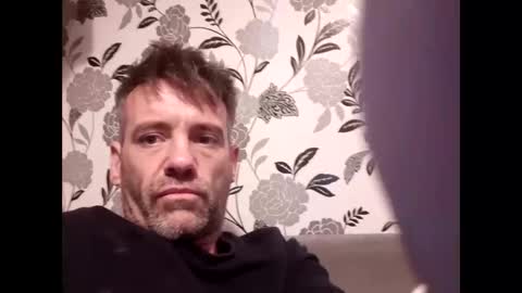 jamie198307 online show from April 2026 01:58:02 AM