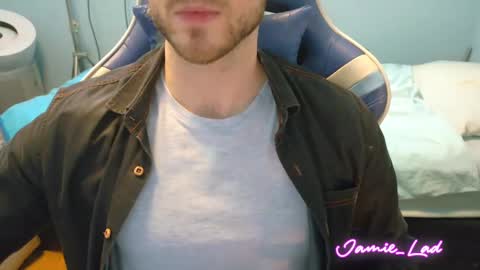 Snapshot of jamie_lad chatting on January 2025 10:32:02 AM Jamie online show from January 2025 10:32:02 AM