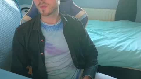 Snapshot of jamie_lad chatting on January 2025 03:02:01 PM Jamie online show from January 2025 03:02:01 PM