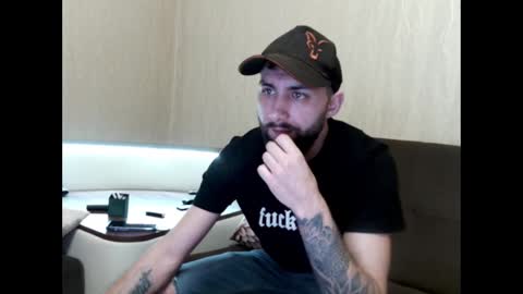 Snapshot of jamienoxus chatting on February 2025 06:41:01 AM Robbie online show from February 2025 06:41:01 AM