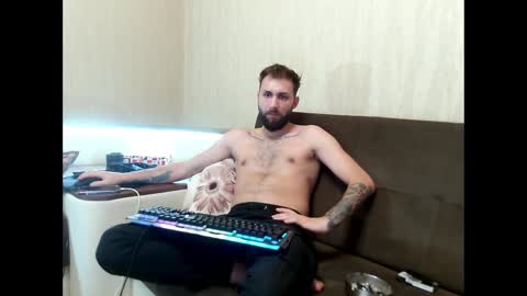 Snapshot of jamienoxus chatting on February 2025 09:15:01 AM Robbie online show from February 2025 09:15:01 AM