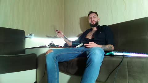 Snapshot of jamienoxus chatting on February 2025 11:13:02 AM Robbie online show from February 2025 11:13:02 AM