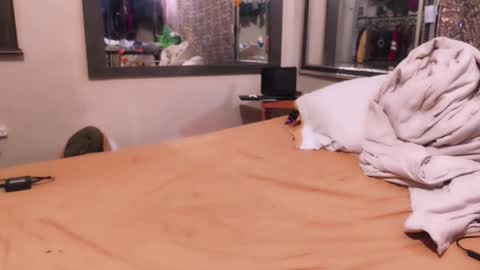 Bootyshows online show from November 2025 12:16:02 PM