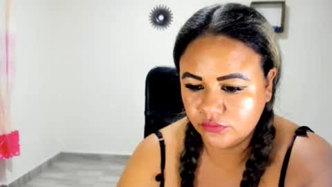 Snapshot of jan_milkhot chatting on June 2026 02:12:01 AM jan_milkhot online show from June 2026 02:12:01 AM