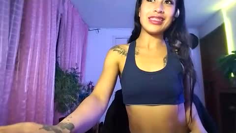 janariivera1 online show from September 2025 04:17:02 AM