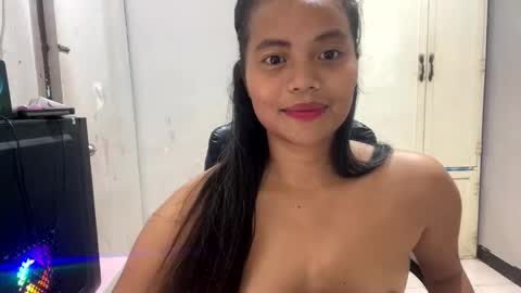 Snapshot of jane186864 chatting on April 2026 09:54:01 AM layslutty online show from April 2026 09:54:01 AM