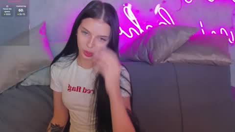 Eva online show from November 2025 10:54:01 PM