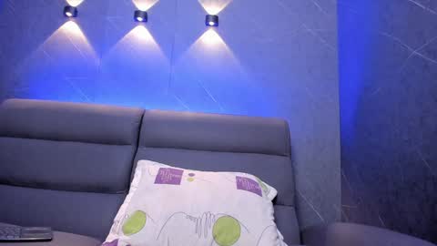 JANE  online show from January 2025 06:54:01 AM