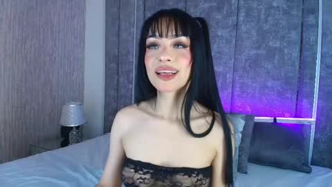 janedaviss online show from April 2026 08:11:01 PM