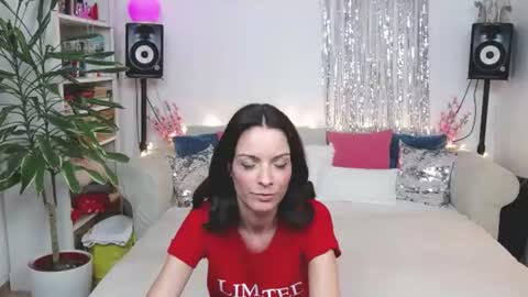 Snapshot of janedejay chatting on June 2026 07:13:01 PM JaneDejay online show from June 2026 07:13:01 PM
