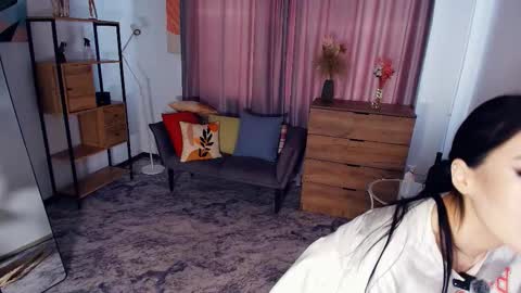 Janet online show from October 2025 08:00:02 AM