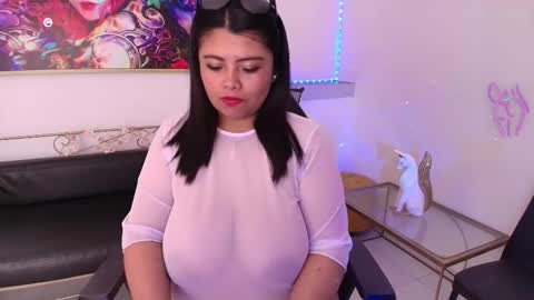 Snapshot of janeth_zambrano chatting on October 2025 08:06:02 PM Janeth online show from October 2025 08:06:02 PM